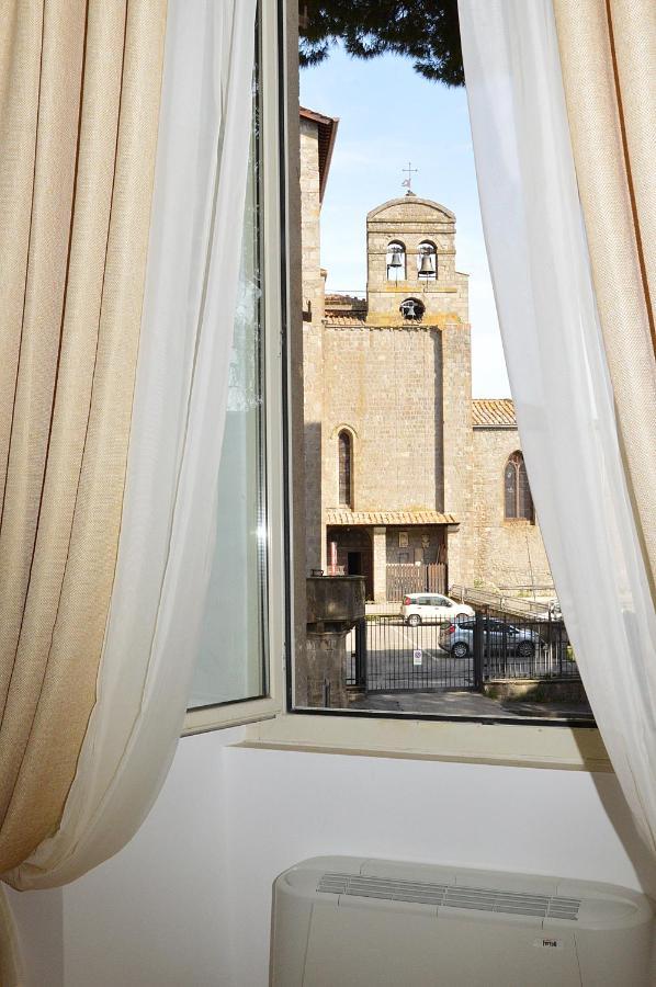 Palazzo Grandori Alloggi Turistici Viterbo Esterno foto